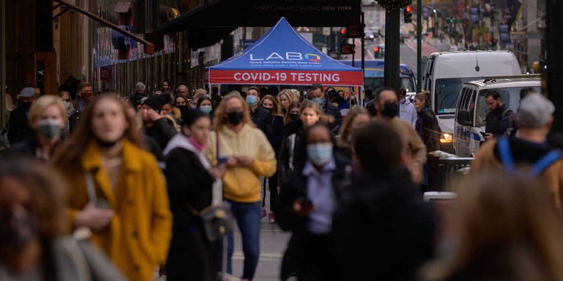 La variante ómicron ha mostrado una presencia considerable en la ciudad de Nueva York. (Foto: Ed JONES / AFP)