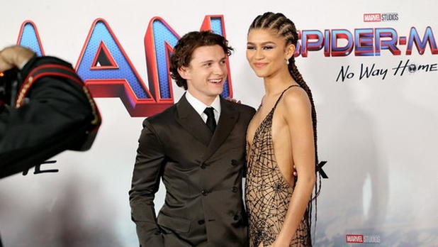 La pareja del momento! Tom Holland y Zendaya se roban las miradas en  premiere de 'Spiderman: No Way Home' - La Visión