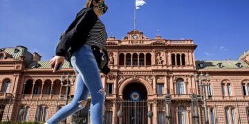 Argentina registra 7.094.865 de contagiados desde marzo del 2020. (Foto: DW)