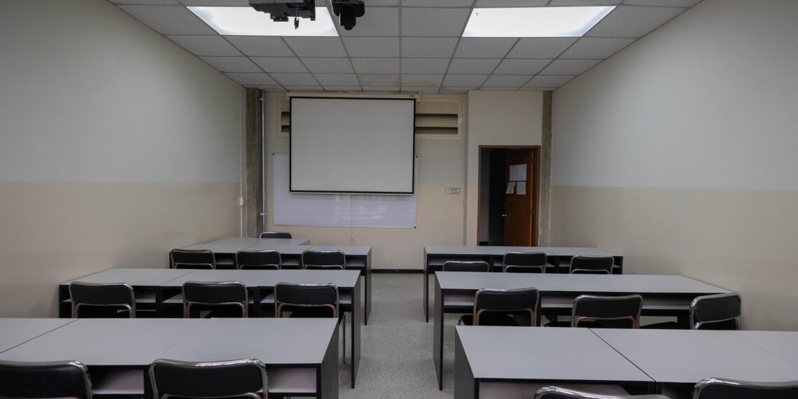 Vista de un salón de clases de la Universidad Católica Andrés Bello (Ucan),en una fotografía de archivo. EFE/ Rayner Peña R.