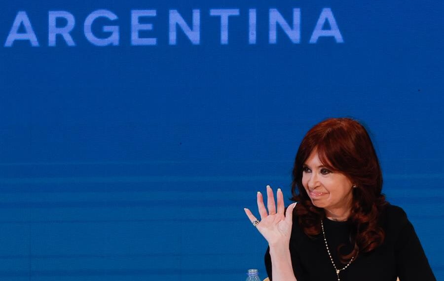 Fotografía de archivo de la vicepresidenta argentina, Cristina Fernández. EFE/Juan Ignacio Roncoroni