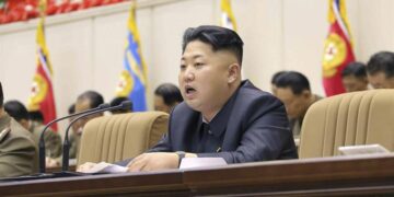 Fotografía cedida por la Agencia Central de Noticias de Corea del Norte (KCNA), que muestra al líder norcoreano, Kim Jong-un. EFE/KCNA