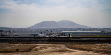 Fotografía donde se ubicará un nuevo peaje en la frontera California-México, hoy, en San Diego (Estados Unidos). EFE/Manuel Ocaño