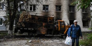 Residencia destruida en Balakliya, región de Kharkiv, el 17 de septiembre de 2022 (Créditos: AFP)