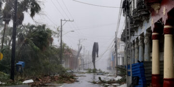 Fotografía de algunos de los destrozos dejados por el paso del huracán Ian, en Pinar del Río (Cuba). EFE