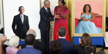 La ex pareja presidencial, Barack y Michelle Obama, develaron sus retratos oficiales en la Casa Blanca (Créditos: Getty Images)