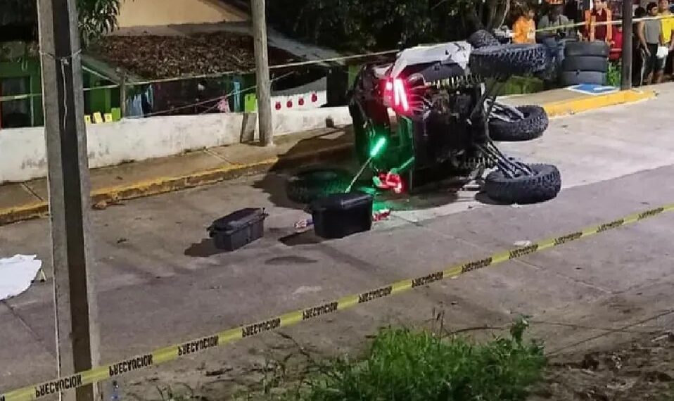 El razer tras volcarse en Poza Rica, Veracruz. (Fuente: Milenio)