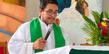 El sacerdote Óscar Danilo Benavidez Dávila lleva detenido desde el 14 de agosto (Créditos: EFE)