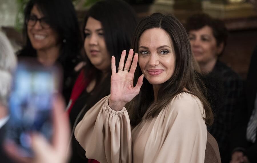 Fotografía de archivo de la actriz estadounidense Angelina Jolie. EFE/EPA/SHAWN THEW