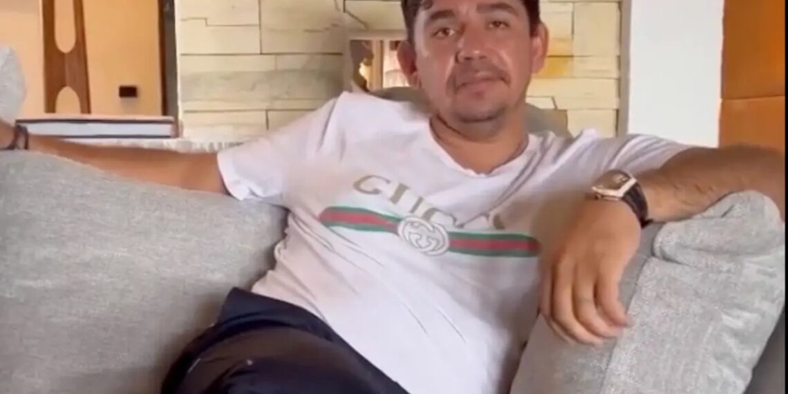 Alfredo Hurtado Olascoaga “El Fresa”, apareció en un video asegurando que sobrevivió a la masacre en Guerrero (Captura de pantalla)