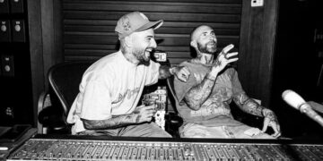 Adam Levine y Maluma se juntando para escribir "Ojalá" (Fuente:  Instagram @adamlevine)