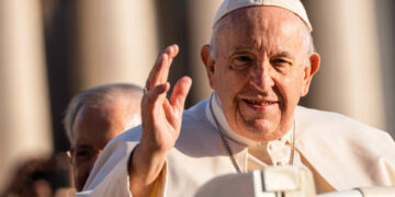 La iniciativa del papa Francisco busca volver más inclusiva la iglesia, lo cual ha generado críticas de parte de varios sectores jerarcas (Créditos: Getty Images)