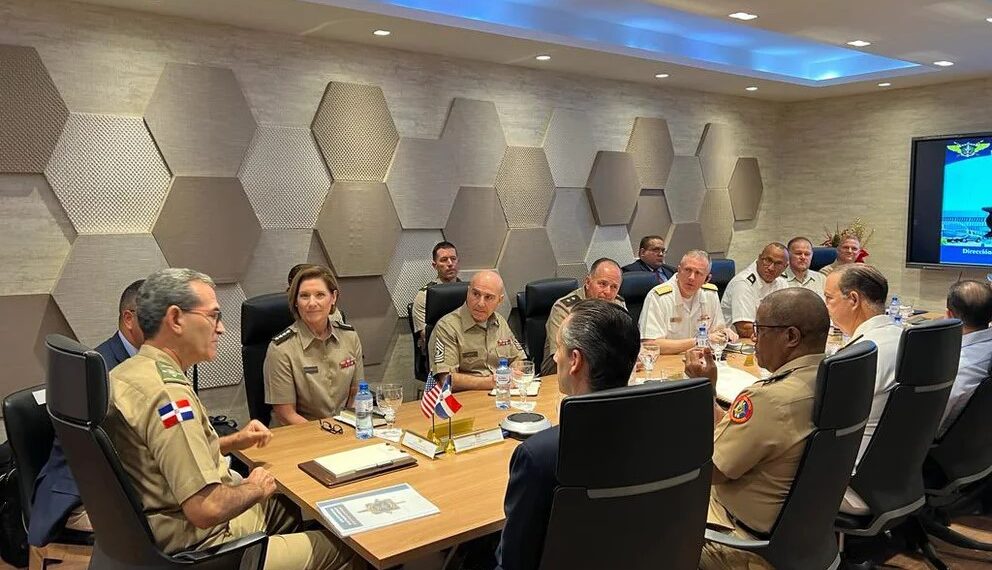 La jefa del Comando Sur de Estados Unidos se reunió con autoridades de República Dominicana (Fuente: Twitter: @Southcom)