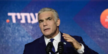 El primer ministro de Israel, Yair Lapid, le concedió la victoria a su opositor Benjamin Netanyahu (Créditos: Getty Images)