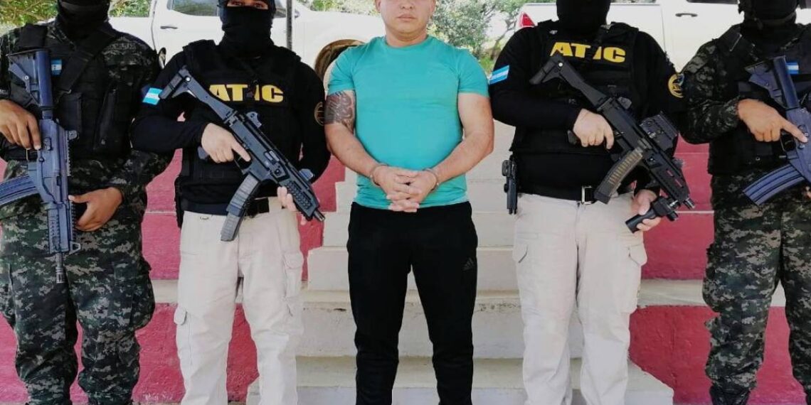 El alcalde, Pedro Armando Aguilar Orellana, fue arrestado luego de ser acusado de liderar un organización criminal (Fuente: Diario La Prensa)