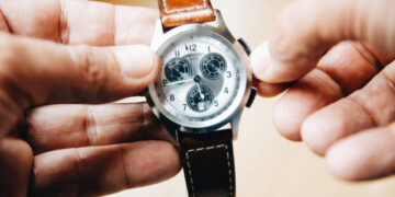 Este domingo, los georgianos tendrán que atrasar sus relojes una hora (Créditos: Getty Images)