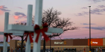 Donya Prioleau es una trabajadora que sobrevivió al ataque ocurrido en el Walmart de Virginia (Créditos: Getty Images)