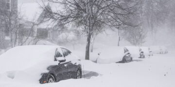 Vista del impacto de una tormenta invernal en Buffalo, Nueva York, el 24 de diciembre de 2022. EFE/Jalen Wright
