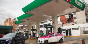 AMLO indicó que el subsidio que su administración aplicó ayudó a que los precios del combustible bajen (Foto: Cuartoscuro)