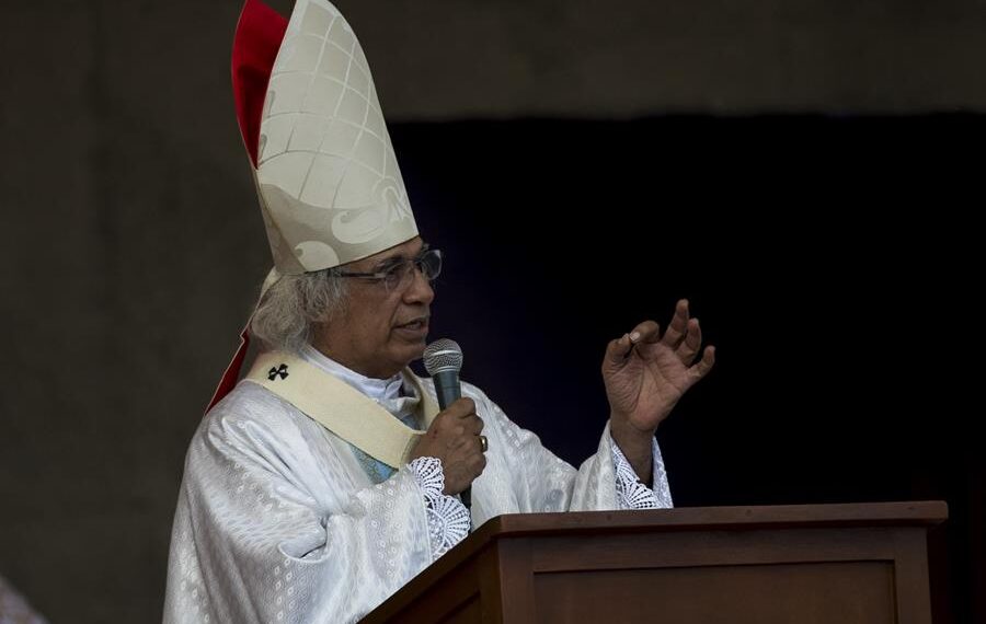 El cardenal de Nicaragua, Leopoldo Brenes, en una fotografía de archivo. EFE/Jorge Torres
