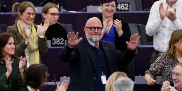 El eurodiputado de Luxemburgo, Marc Angel, fue elegido vicepresidente del Parlamento Europeo
en Estrasburgo, en el este de Francia (Foto: AP)