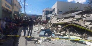 Las autoridades de Rep. Dominicana continúan con la búsqueda de víctimas (Foto: Twitter @catherynes)