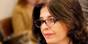 La oposición ha responsabilizado a la ex ministra de Justicia en Chile, Marcela Ríos, por los indultos realizados por el presidente (Difusión)