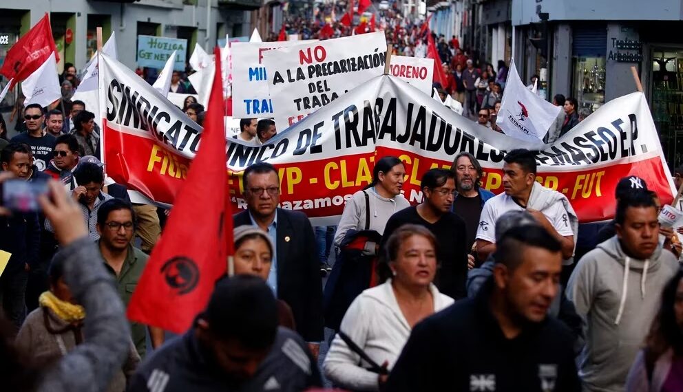 El FUT resolvió llamar a una movilización nacional tras las decisiones del Gobierno de Ecuador (Foto: AFP)