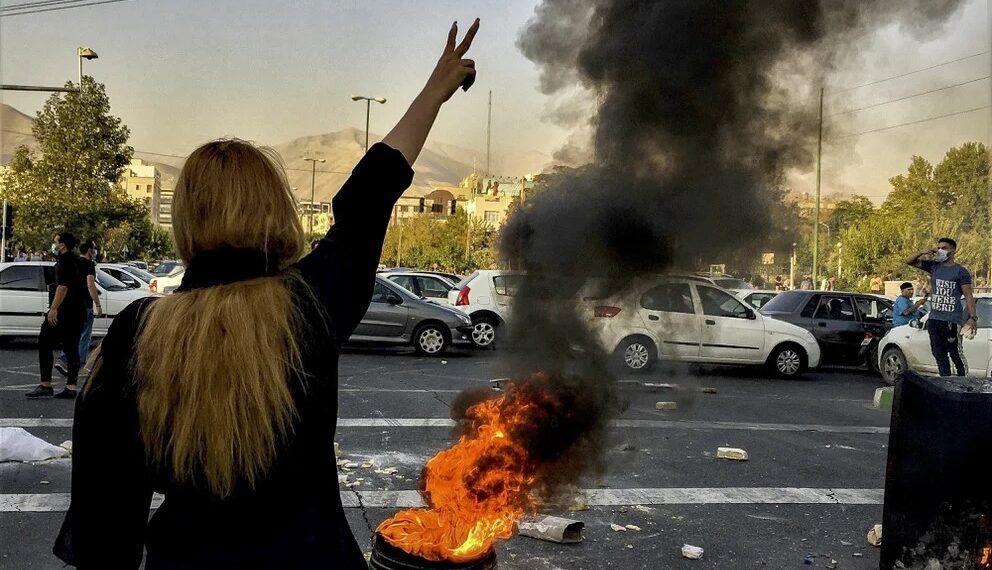 El gobierno de Irán ha respondido violentamente a las protestas iniciadas por la muerte de la joven Mahsa Amini (Foto: AP)