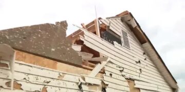 Las autoridades de Georgia han abierto refugios tras los tornados que devastaron zonas de Georgia (Foto: FOX 5)
