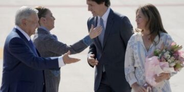 El primer ministro de Canadá, Justin Trudeau, fue recibido por el presidente mexicano este lunes (Foto: AP)
