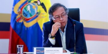 El presidente de Colombia, Gustavo Petro, planteo un megaproyecto de energía limpia por todo el continente americano (Foto: EFE)