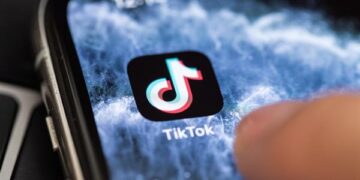 La aplicación TikTok tiene más de 100 millones de usuarios en Estados Unidos (Foto: EFE)