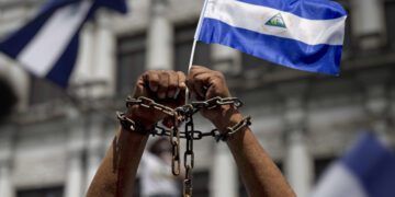 222 personas fueron expulsadas de Nicaragua. Crédito: composición