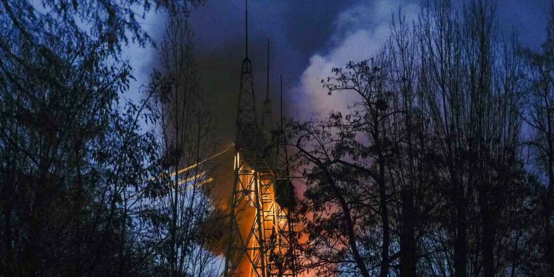 Imagen de archivo de un ataque ruso con dron en Kiev. EFE/EPA/STRINGER