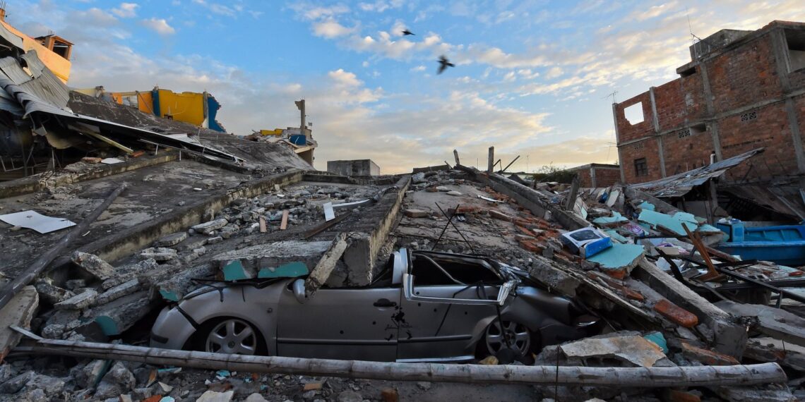 Se registraron los daños materiales desde distintos puntos del país (Foto: The New York Times)