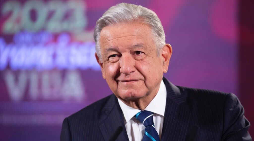 El presidente López Obrador dijo a legisladores de EE.UU. que “podrán amenazarnos, pero jamás permitiremos que violen” la soberanía de México (Foto: Infobae)