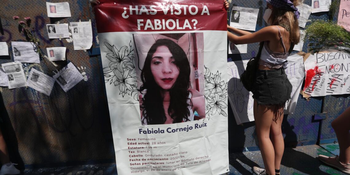 Colectivos feministas marchan durante una protesta contra las desapariciones y feminicidios en la Ciudad de México (México). Imagen de archivo. EFE/Sáshenka Gutiérrez