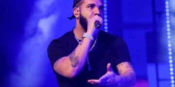 El rapero canadiense Drake, cabeza de cartel de la tercera y última jornada de Lollapalooza Brasil, canceló el concierto que tenía programado para este mismo domingo (Foto: Billboard)