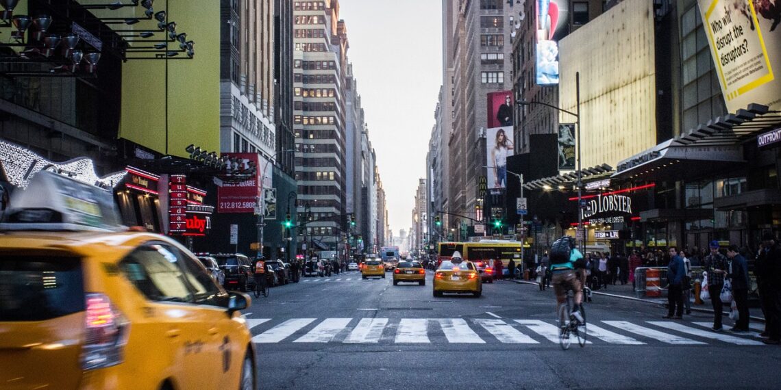 Taxis en la ciudad de Nueva York. Foto: Pixabay/qgadrian.