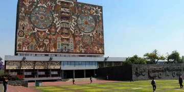 La reducción de los recursos, que ha beneficiado a miles de estudiantes de bajos recursos en la UNAM, es una grave preocupación para la comunidad universitaria. Créditos: Difusión