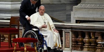 El papa Francisco durante la misa del domingo en el Vaticano. EFE/EPA/ETTORE FERRARI