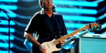 El cantante Eric Clapton, en una imagen de archivo. EFE/Tracey Nearmy