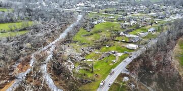 Fotografía cedida por Missouri State Highway Patrol que muestra los daños después de un tornado en el condado de Bollinger, Misuri (EE.UU.), este 5 de abril de 2023. EFE/EPA/Missouri State Highway Patrol