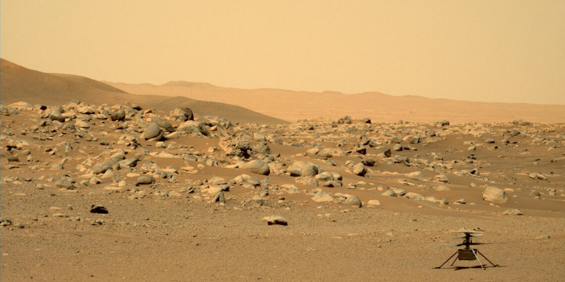 Fotografía cedida por la NASA donde se muestra una imagen del helicóptero Ingenuity Mars tomada en el "Aeródromo D" por el instrumento Mastcam-Z del rover Perseverance el 15 de junio de 2021, el día 114 marciano, o sol, de la misión. EFE/NASA/JPL-Caltech/ASU/MSSS