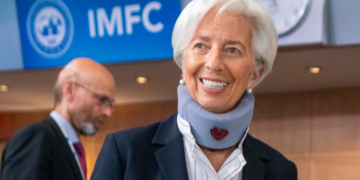Fotografía tomada el pasado 14 de abril en la que se registró a la presidenta del Banco Central Europeo (BCE), Christine Lagarde, en Washington DC (EE.UU.). EFE/Shawn Thew