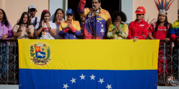 El presidente de Venezuela, Nicolás Maduro (c), en una fotografía de archivo. EFE/Rayner Peña R.