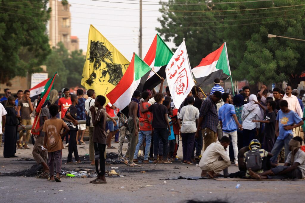 Un oficial de las Fuerzas Armadas fue herido en la localidad de Omdurman, vecina de Jartum, y tres civiles fueron tiroteados en el cuello y en la pierna en el sur de la capital y en el este del Nilo. Foto: Difusión