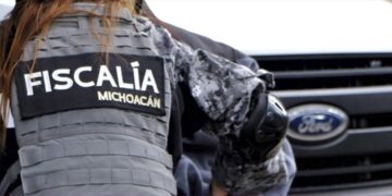 Una agente de la Fiscalía General de Michoacán. Foto: Facebook/@FiscaliaMich