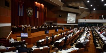 Fotografía de archivo de una toma general del Palacio de Convenciones durante una sesión plenaria de la Asamblea Nacional del Poder Popular (ANPP), en La Habana (Cuba). EFE/Ariel Ley